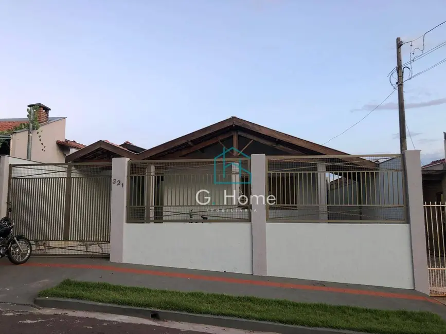Foto 2 de Casa com 3 quartos à venda, 200m2 em Conjunto Habitacional Alexandre Urbanas, Londrina - PR