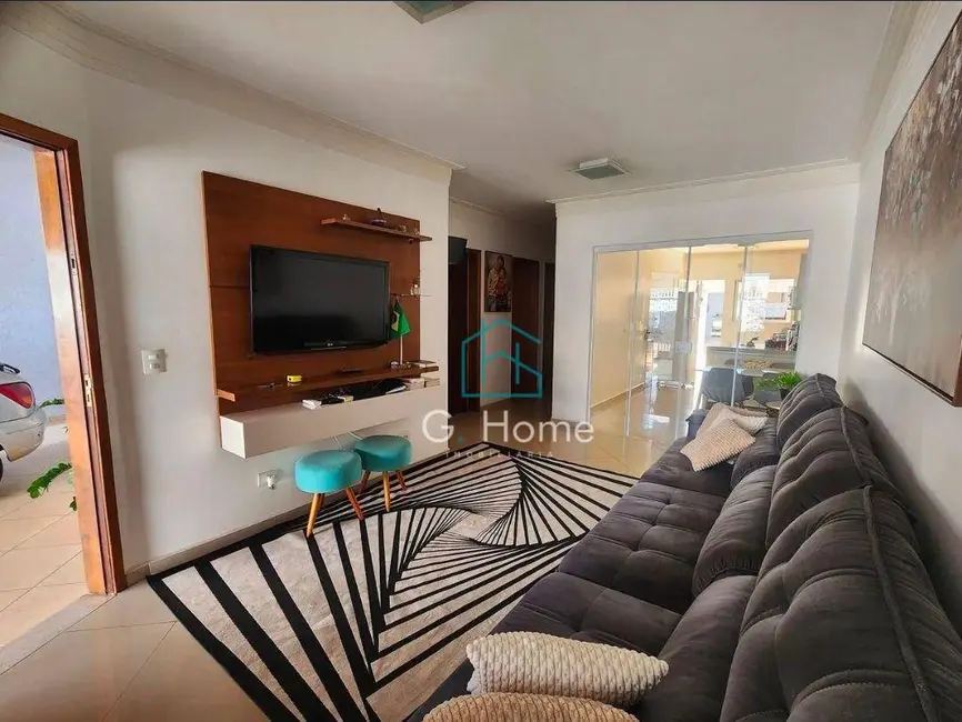 Foto 8 de Casa com 4 quartos à venda, 250m2 em Novo Aeroporto, Londrina - PR