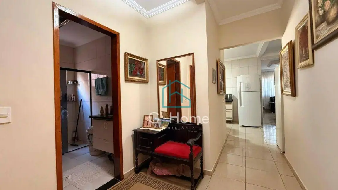 Foto 9 de Casa com 5 quartos à venda, 158m2 em Jardim Tarumã, Londrina - PR