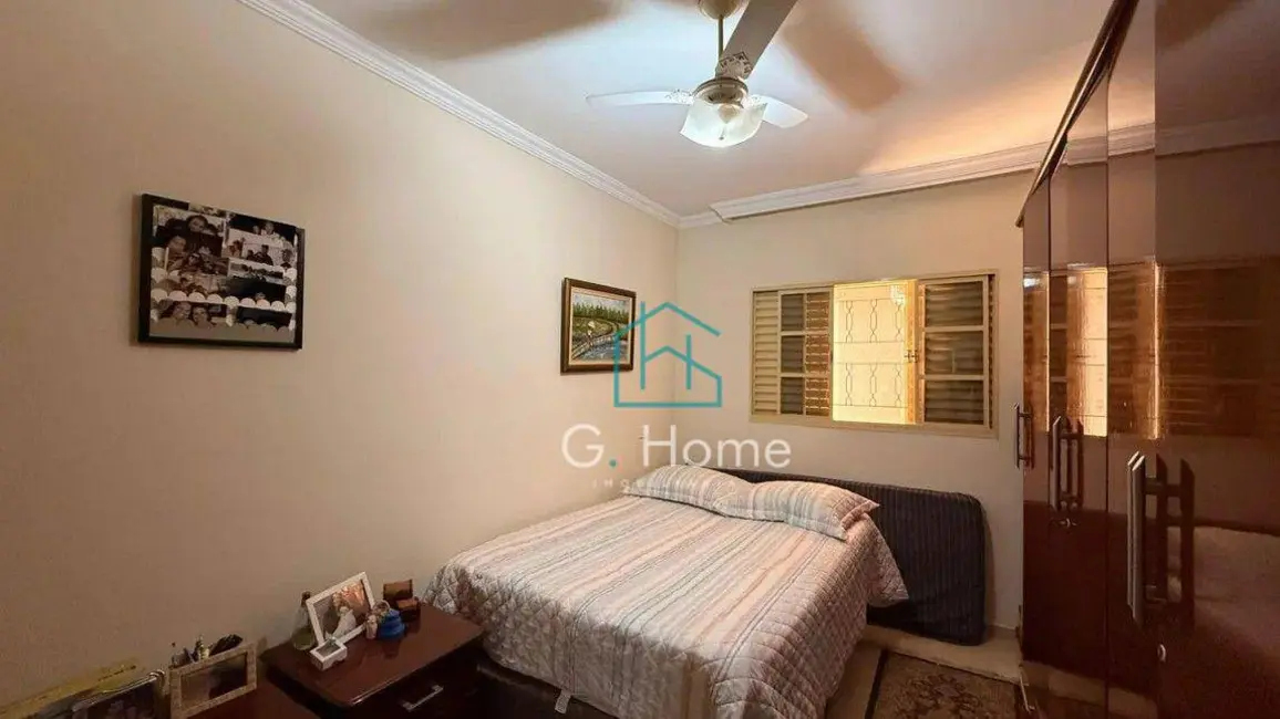 Foto 8 de Casa com 5 quartos à venda, 158m2 em Jardim Tarumã, Londrina - PR