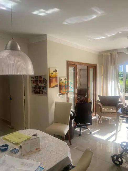 Foto 6 de Apartamento com 3 quartos à venda, 220m2 em Londrina - PR
