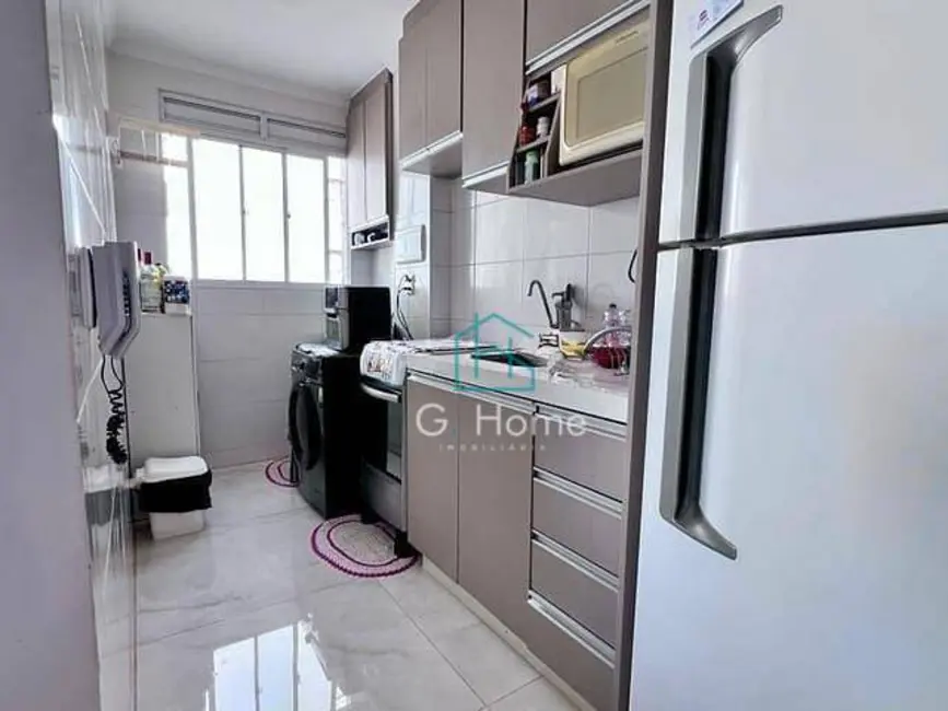 Foto 6 de Apartamento com 2 quartos à venda, 48m2 em Londrina - PR