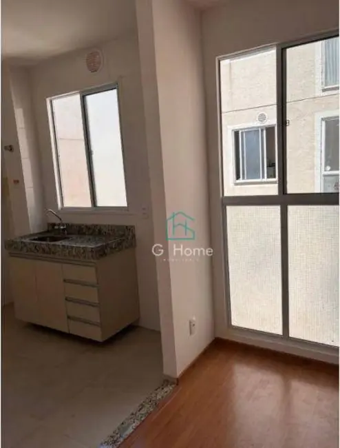 Foto 3 de Apartamento com 2 quartos à venda, 43m2 em Londrina - PR