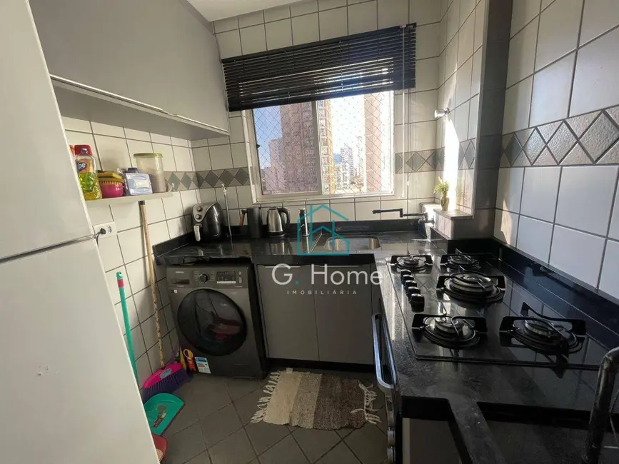 Foto 7 de Apartamento com 2 quartos à venda, 62m2 em Centro, Londrina - PR