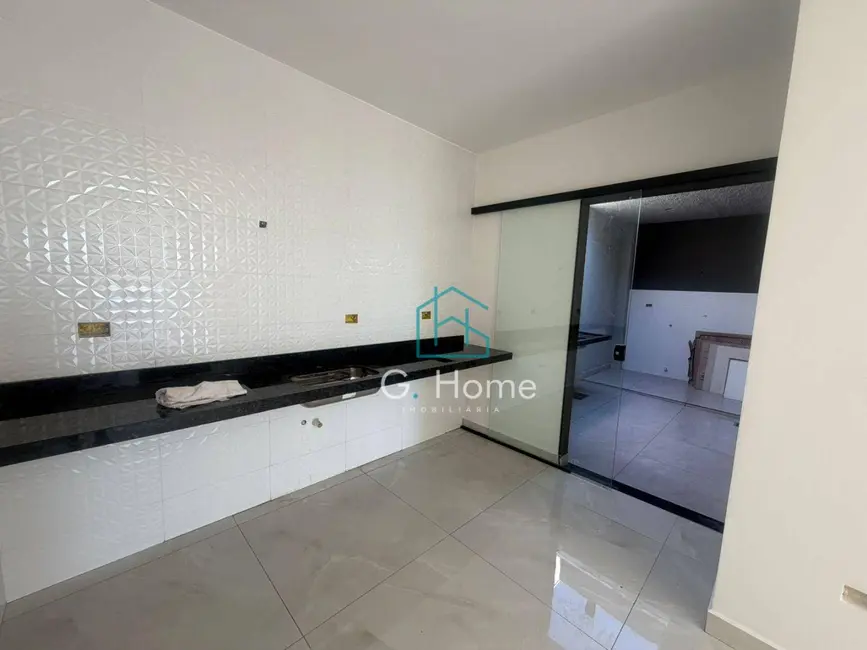 Casa com 3 quartos à venda, 128m2 em Jardim São Paulo II, Londrina - PR - imagem 4 Foto 4 de Casa com 3 quartos à venda, 128m2 em Jardim São Paulo II, Londrina - PR