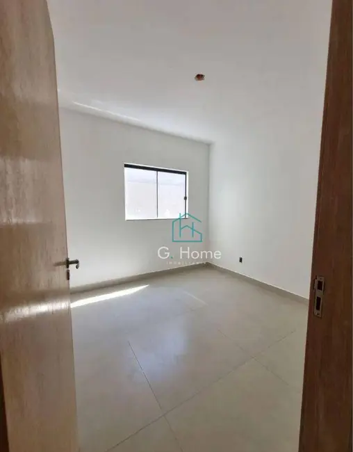 Casa com 3 quartos à venda, 180m2 em Colúmbia, Londrina - PR - imagem 9 Foto 9 de Casa com 3 quartos à venda, 180m2 em Colúmbia, Londrina - PR