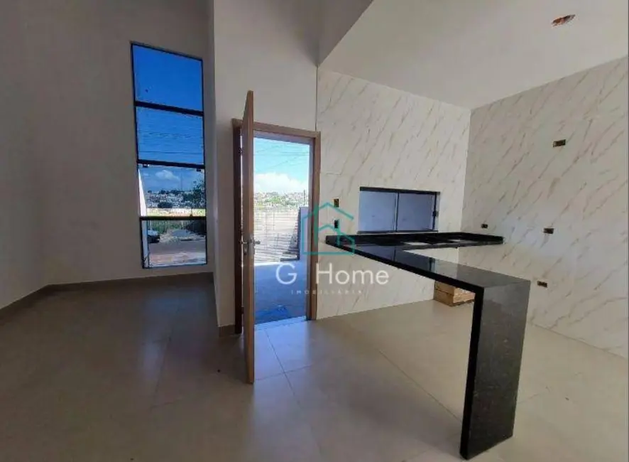 Casa com 3 quartos à venda, 180m2 em Colúmbia, Londrina - PR - imagem 3 Foto 3 de Casa com 3 quartos à venda, 180m2 em Colúmbia, Londrina - PR