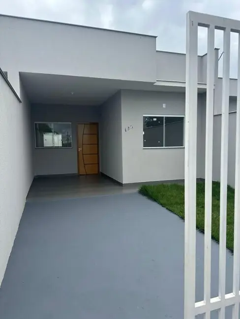 Foto 1 de Casa com 2 quartos à venda, 125m2 em Conjunto Farid Libos, Londrina - PR