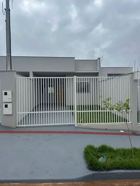 Foto 2 de Casa com 2 quartos à venda, 125m2 em Conjunto Farid Libos, Londrina - PR