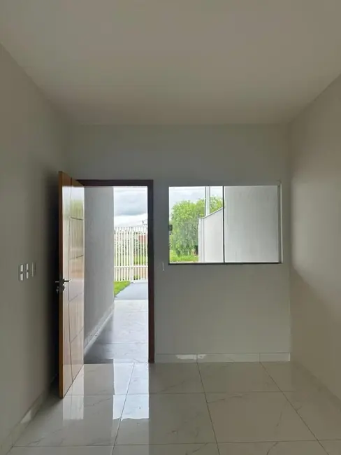 Foto 3 de Casa com 2 quartos à venda, 125m2 em Jardim Moema, Londrina - PR