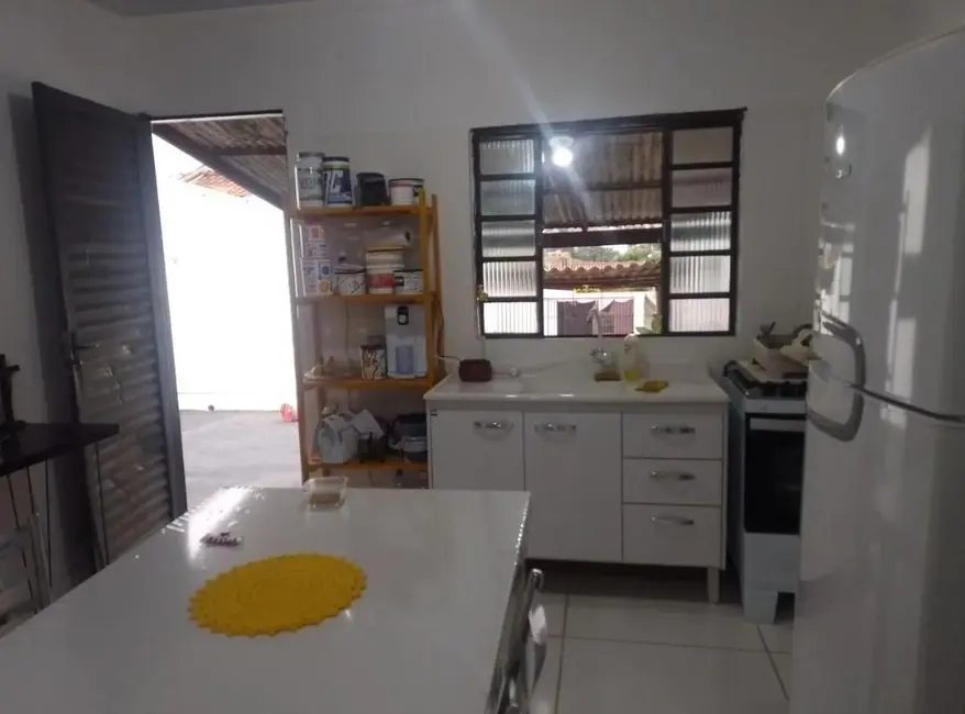 Foto 4 de Casa com 1 quarto à venda, 175m2 em Jardim Maracanã, Londrina - PR