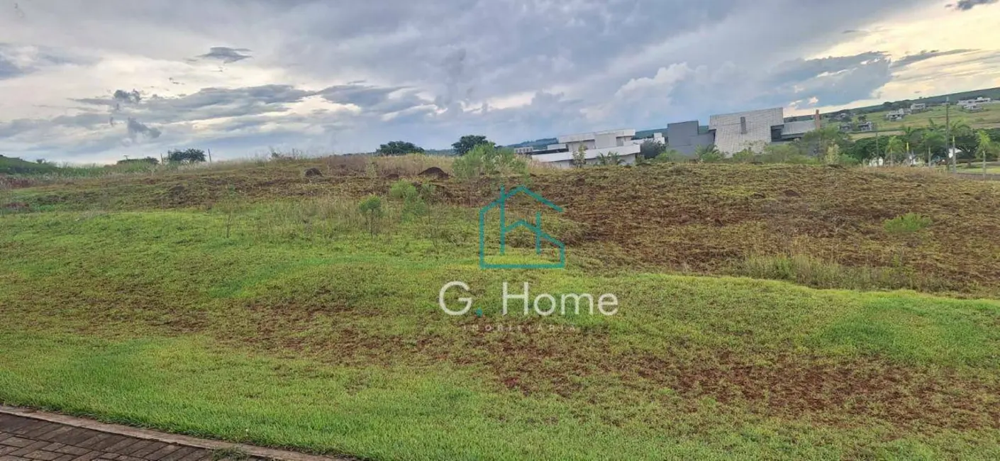 Terreno / Lote à venda, 2453m2 em Sertanopolis - PR - imagem 4 Foto 4 de Terreno / Lote à venda, 2453m2 em Sertanopolis - PR