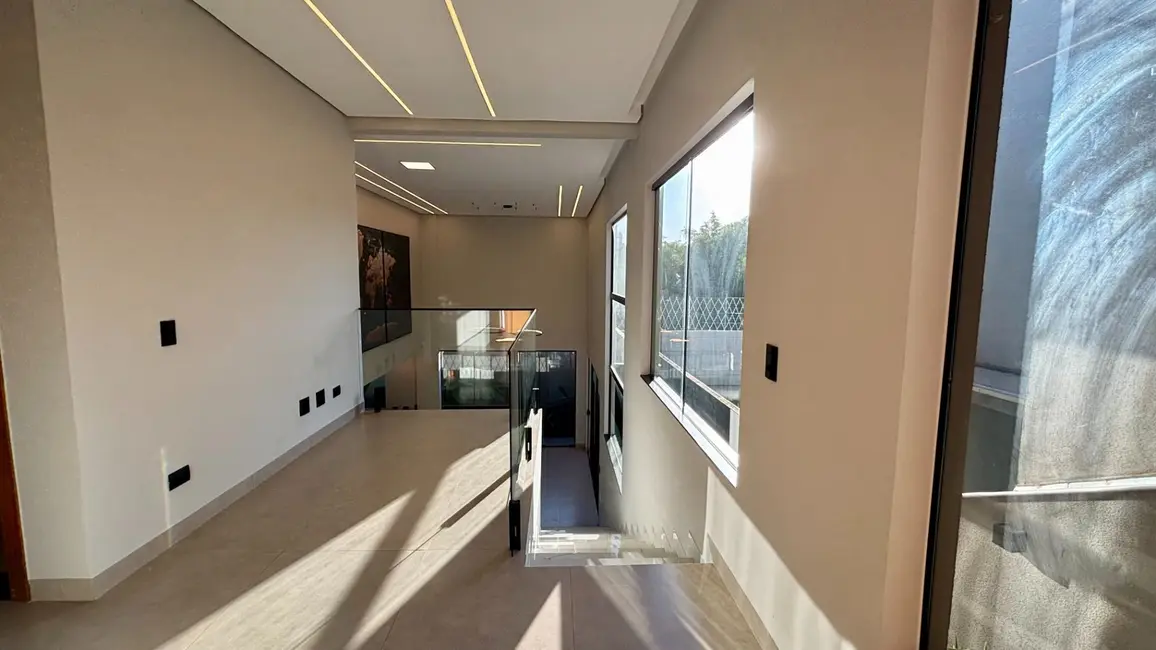 Foto 4 de Casa de Condomínio com 3 quartos à venda, 258m2 em Londrina - PR