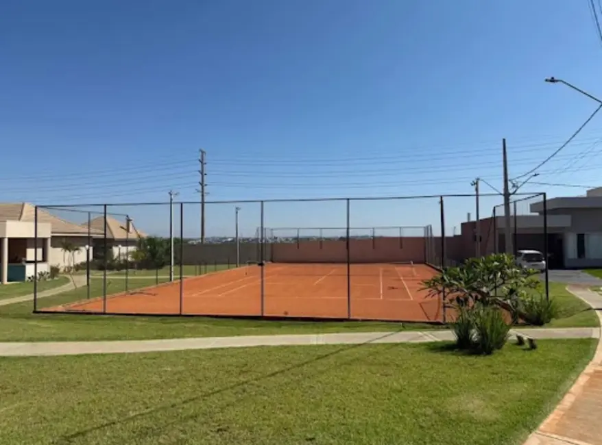 Terreno / Lote à venda, 250m2 em Marumbi, Londrina - PR - imagem 8 Foto 8 de Terreno / Lote à venda, 250m2 em Marumbi, Londrina - PR