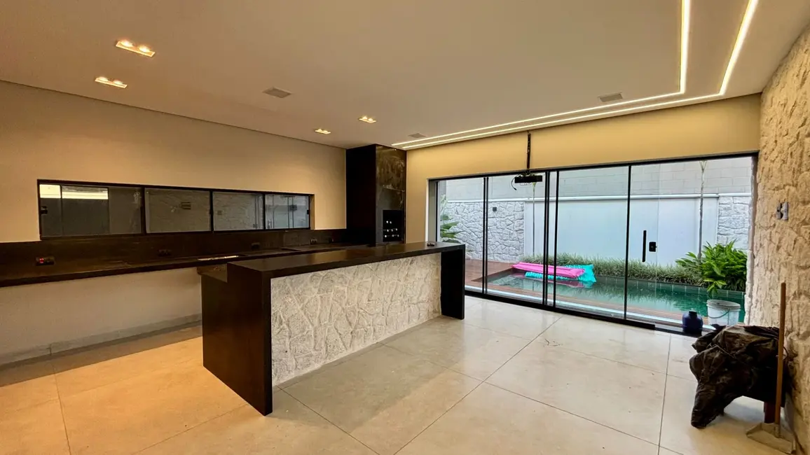 Foto 4 de Casa de Condomínio com 3 quartos à venda, 257m2 em Londrina - PR