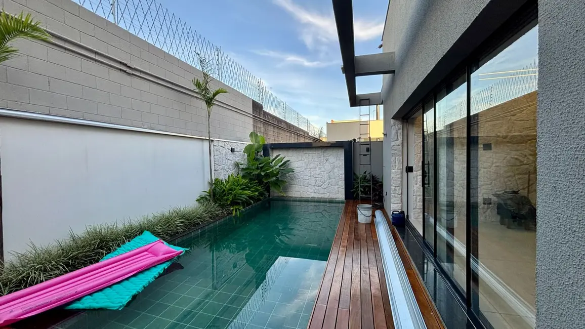 Foto 5 de Casa de Condomínio com 3 quartos à venda, 257m2 em Londrina - PR