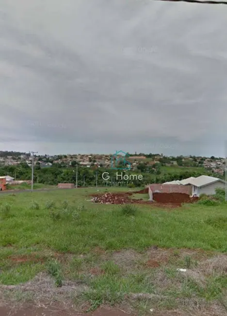 Foto 1 de Terreno / Lote à venda, 333m2 em Cambe - PR