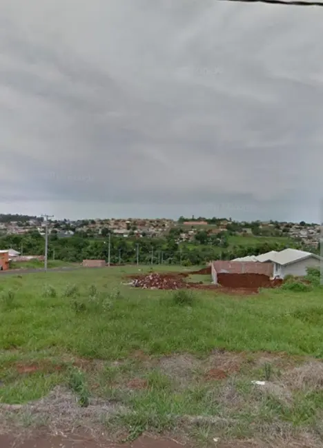 Foto 2 de Terreno / Lote à venda, 333m2 em Cambe - PR