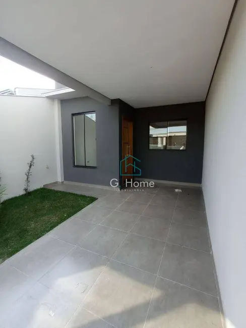 Foto 2 de Casa com 2 quartos à venda, 125m2 em Londrina - PR