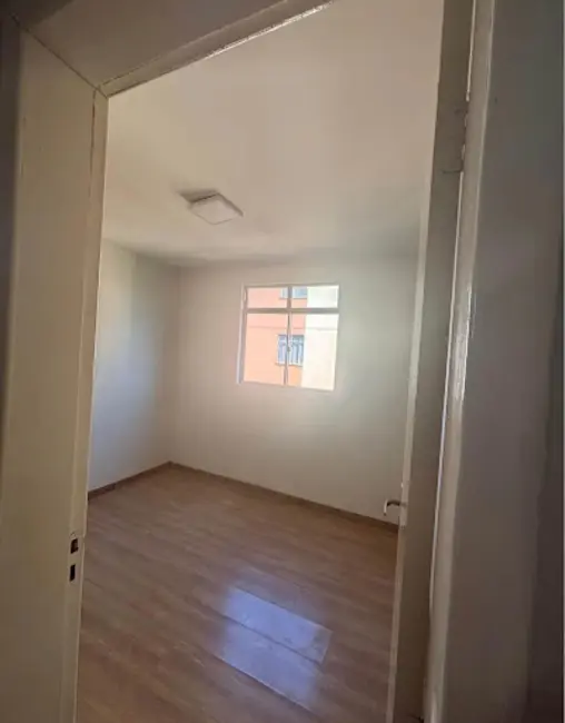 Foto 7 de Apartamento com 2 quartos para alugar, 45m2 em Nova Olinda, Londrina - PR