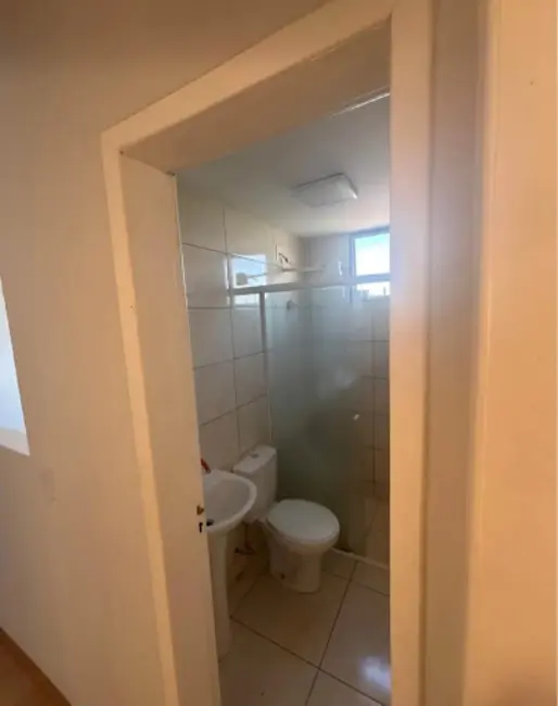 Foto 6 de Apartamento com 2 quartos para alugar, 45m2 em Nova Olinda, Londrina - PR