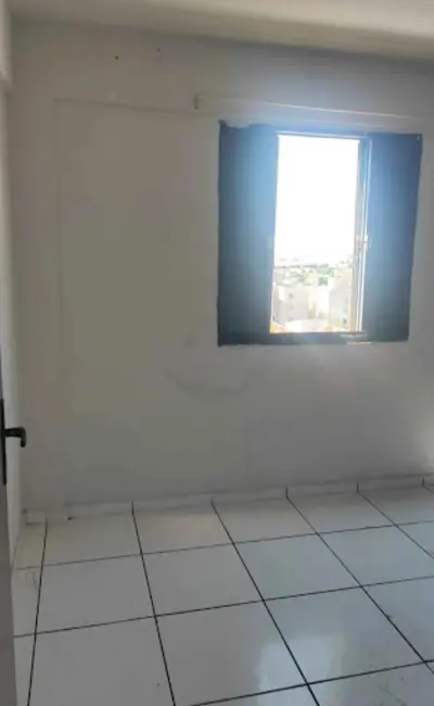 Apartamento com 2 quartos à venda, 55m2 em Perobinha, Londrina - PR - imagem 4 Foto 4 de Apartamento com 2 quartos à venda, 55m2 em Perobinha, Londrina - PR