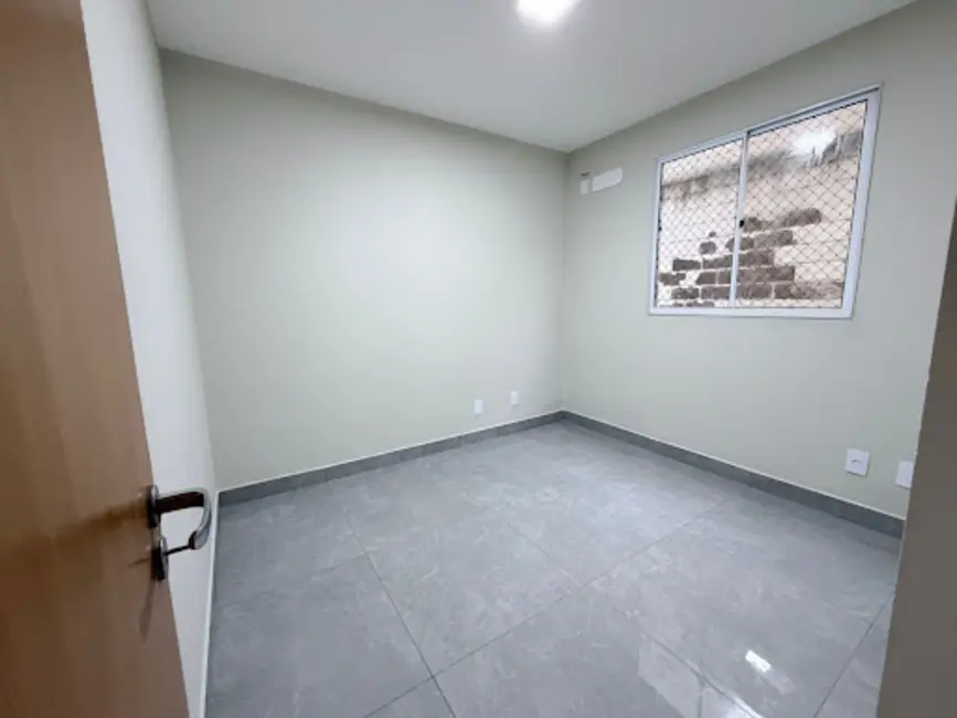 Foto 8 de Apartamento com 2 quartos à venda, 45m2 em Londrina - PR