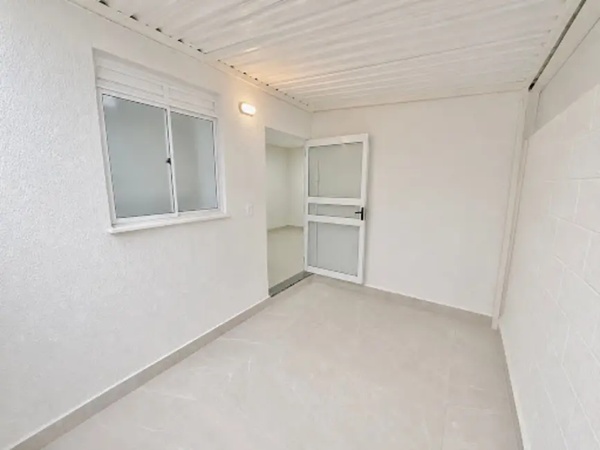 Foto 6 de Apartamento com 2 quartos à venda, 45m2 em Londrina - PR