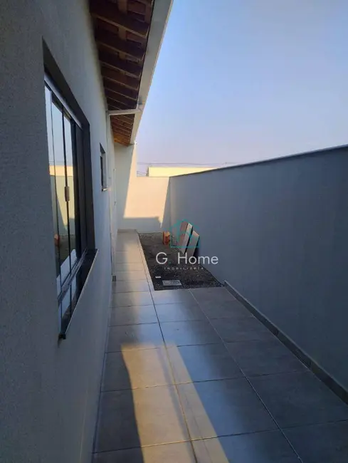 Casa com 3 quartos à venda, 125m2 em Jardim Moema, Londrina - PR - imagem 8 Foto 8 de Casa com 3 quartos à venda, 125m2 em Jardim Moema, Londrina - PR