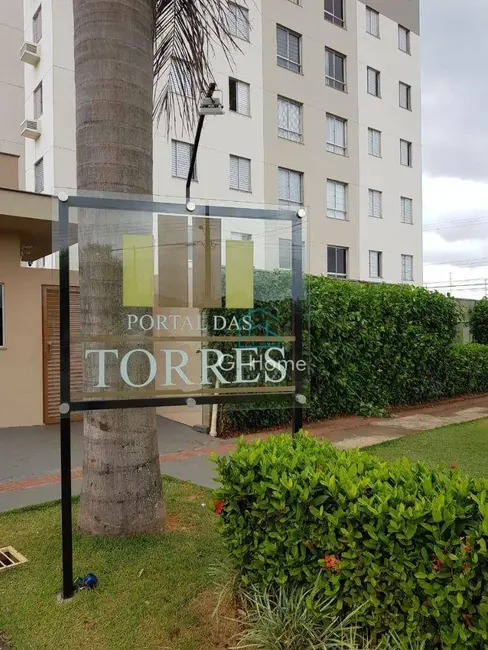 Foto 2 de Apartamento com 2 quartos à venda, 55m2 em Londrina - PR