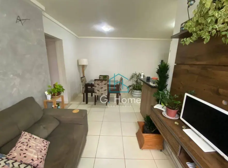 Foto 4 de Apartamento com 2 quartos à venda, 55m2 em Londrina - PR