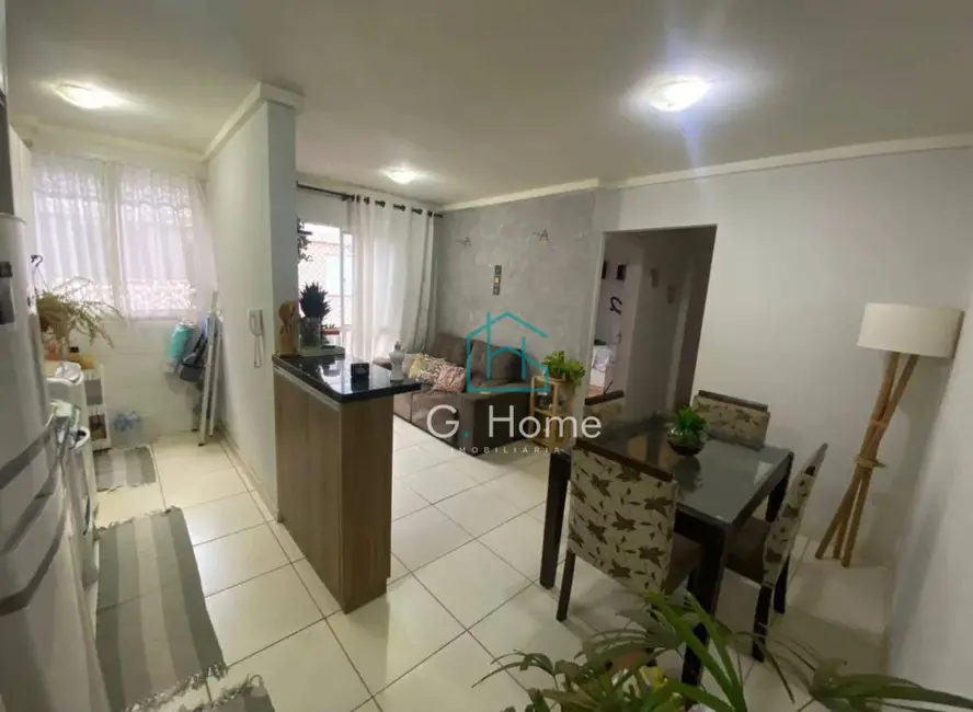 Foto 5 de Apartamento com 2 quartos à venda, 55m2 em Londrina - PR