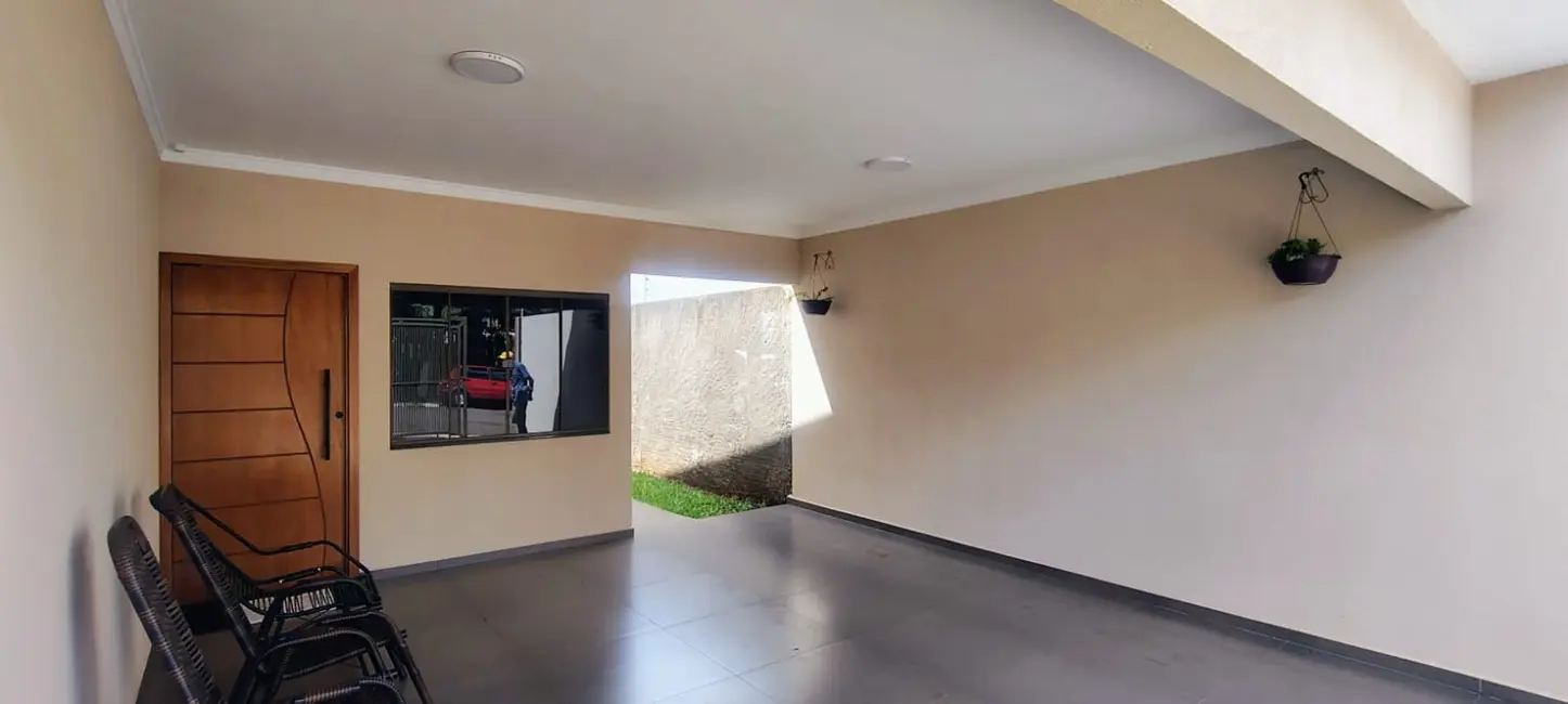Casa com 3 quartos à venda, 225m2 em Ibipora - PR - imagem 6 Foto 6 de Casa com 3 quartos à venda, 225m2 em Ibipora - PR