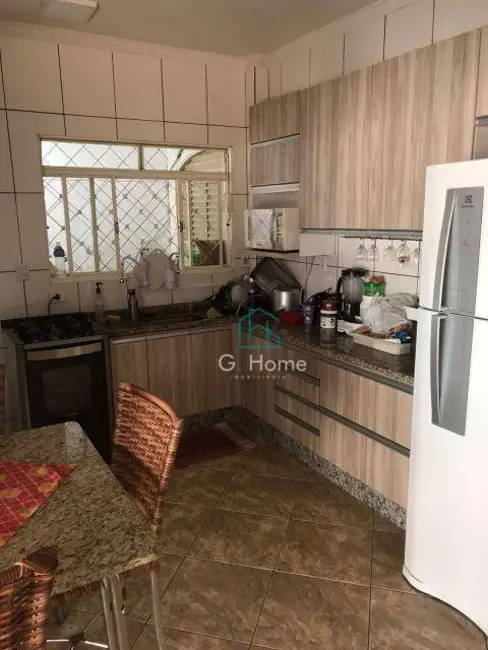 Casa com 3 quartos à venda, 326m2 em Jardim Morumbi, Cambe - PR - imagem 4 Foto 4 de Casa com 3 quartos à venda, 326m2 em Jardim Morumbi, Cambe - PR