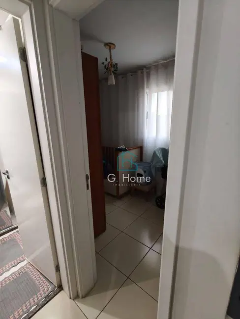 Foto 6 de Apartamento com 2 quartos à venda, 62m2 em Londrina - PR