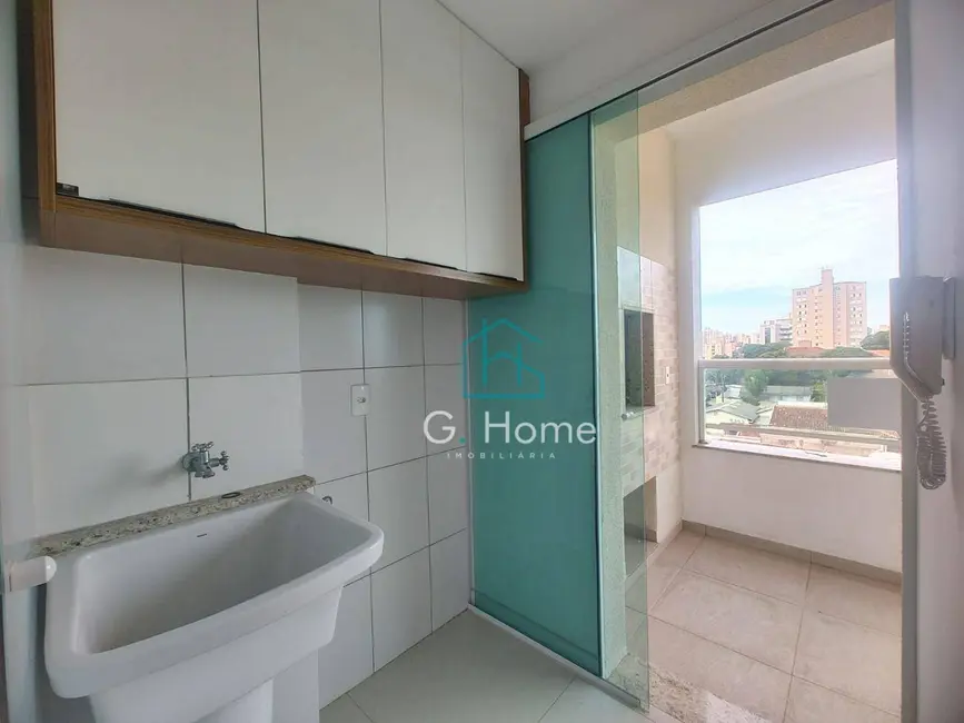 Apartamento com 3 quartos para alugar, 130m2 em Jardim Higienópolis, Londrina - PR - imagem 8 Foto 8 de Apartamento com 3 quartos para alugar, 130m2 em Jardim Higienópolis, Londrina - PR