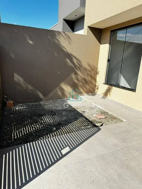 Foto 3 de Casa com 3 quartos à venda, 125m2 em Jardim Vitória, Cambe - PR