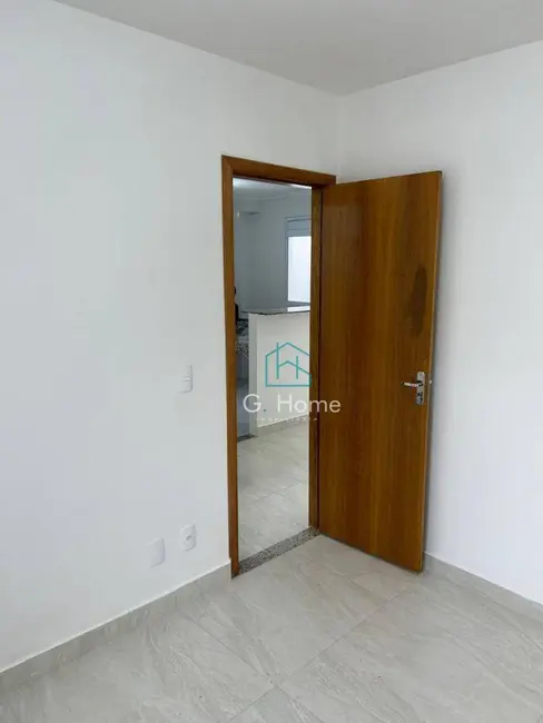Apartamento com 2 quartos à venda, 46m2 em Colinas, Londrina - PR - imagem 9 Foto 9 de Apartamento com 2 quartos à venda, 46m2 em Colinas, Londrina - PR