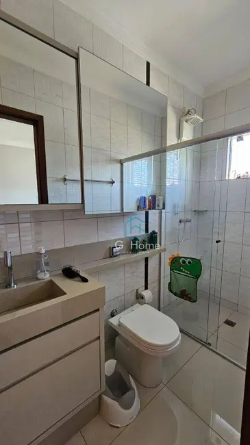 Foto 6 de Casa com 2 quartos à venda, 250m2 em Jardim Montecatini, Londrina - PR