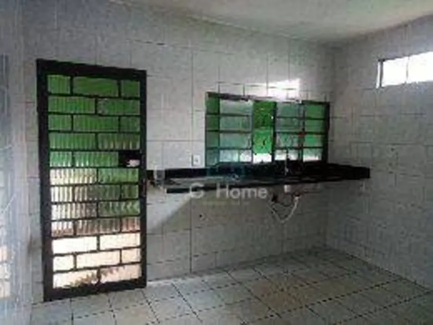 Casa com 3 quartos à venda, 300m2 em Jardim Vale Azul, Londrina - PR - imagem 3 Foto 3 de Casa com 3 quartos à venda, 300m2 em Jardim Vale Azul, Londrina - PR