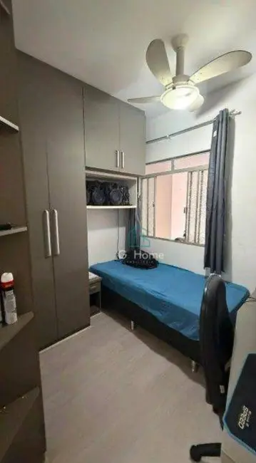 Foto 8 de Casa com 2 quartos à venda, 254m2 em Jardim São Francisco de Assis, Londrina - PR