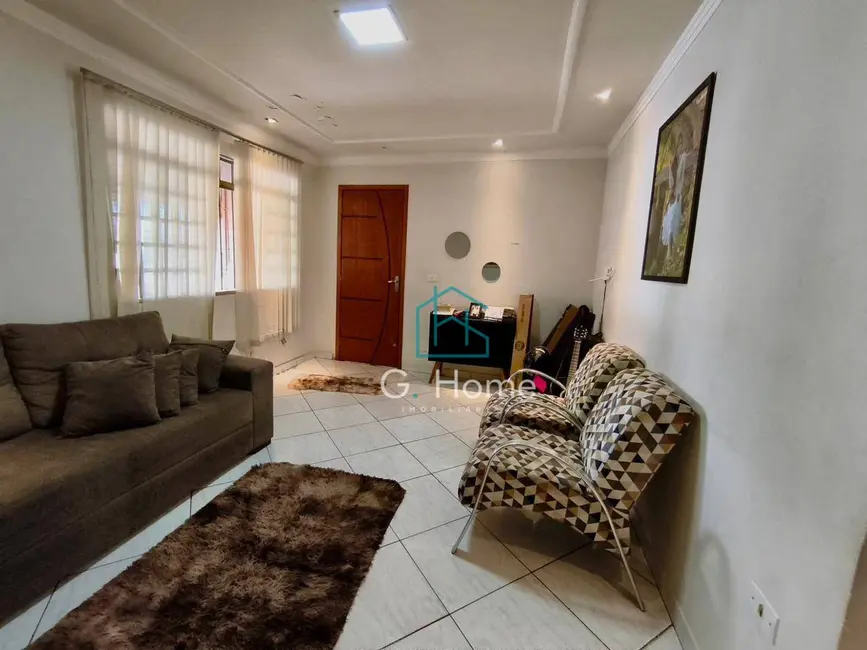 Casa com 3 quartos à venda, 258m2 em Jardim Viena, Londrina - PR - imagem 4 Foto 4 de Casa com 3 quartos à venda, 258m2 em Jardim Viena, Londrina - PR