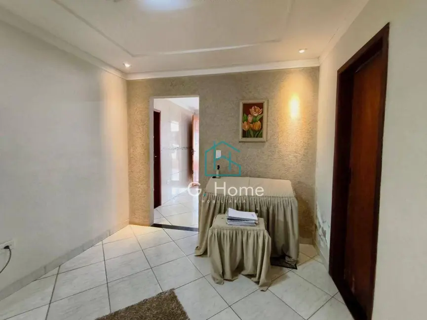 Casa com 3 quartos à venda, 258m2 em Jardim Viena, Londrina - PR - imagem 8 Foto 8 de Casa com 3 quartos à venda, 258m2 em Jardim Viena, Londrina - PR