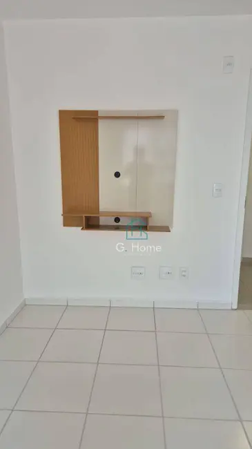 Foto 3 de Apartamento com 2 quartos à venda, 47m2 em Jardim Maria Celina, Londrina - PR
