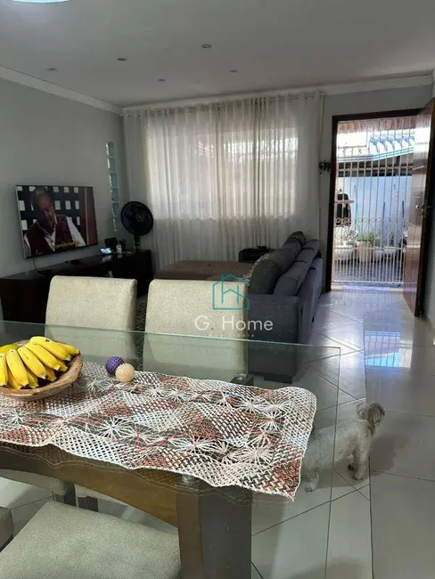 Casa com 2 quartos à venda, 260m2 em Londrina - PR - imagem 9 Foto 9 de Casa com 2 quartos à venda, 260m2 em Londrina - PR