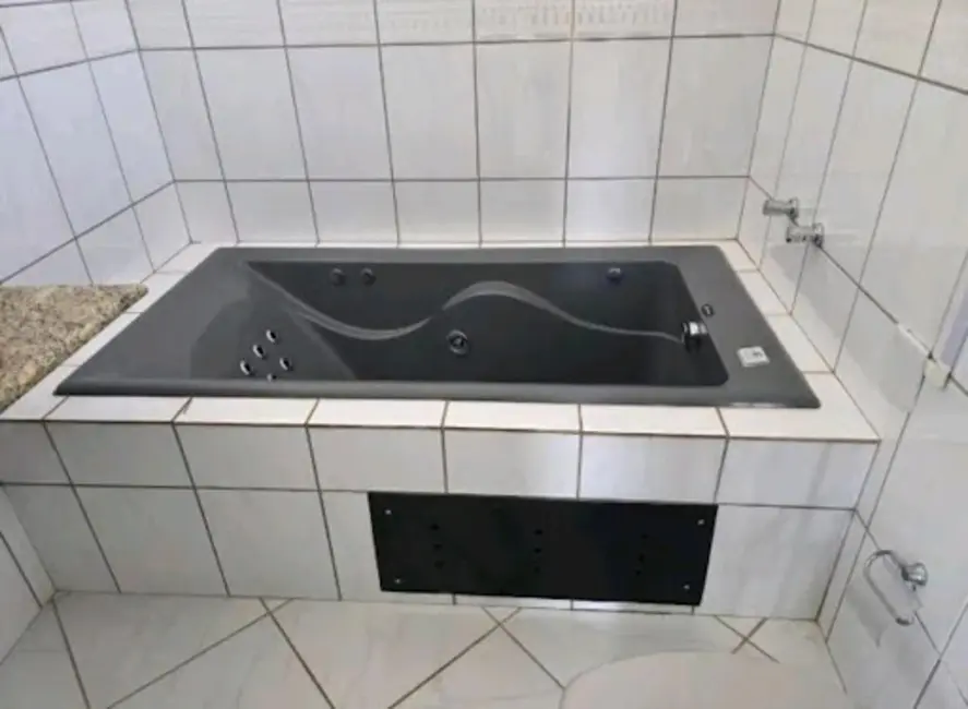 Foto 8 de Casa com 5 quartos para alugar, 500m2 em Jardim Tarumã, Londrina - PR