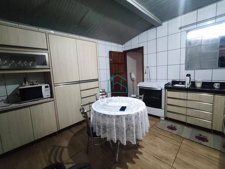 Foto 4 de Casa com 3 quartos à venda, 200m2 em Luiz de Sá, Londrina - PR