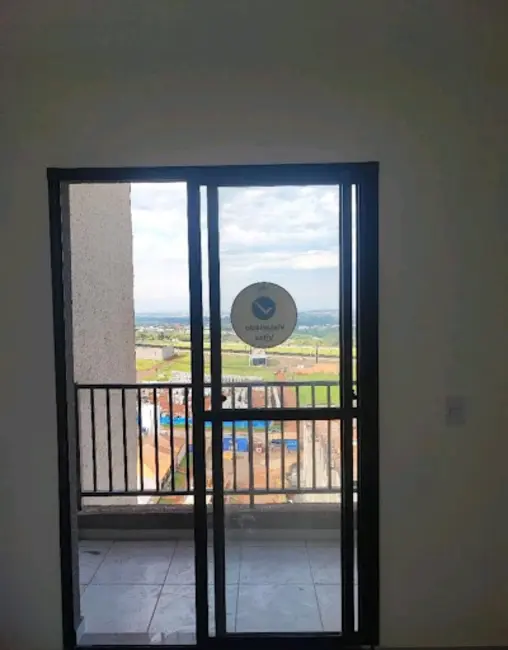 Foto 4 de Apartamento com 2 quartos para alugar, 56m2 em Pacaembu, Londrina - PR