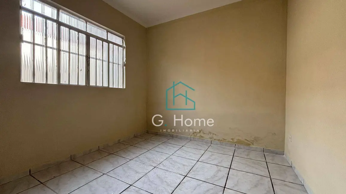 Foto 4 de Casa com 2 quartos para alugar, 175m2 em Ricardo, Londrina - PR