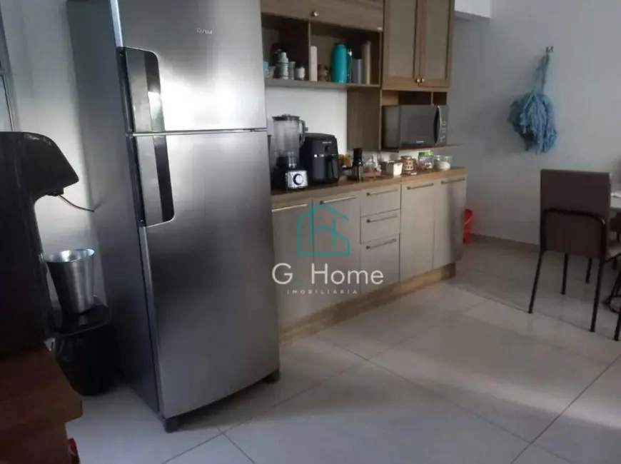Casa com 3 quartos à venda, 125m2 em Jardim Moema, Londrina - PR - imagem 3 Foto 3 de Casa com 3 quartos à venda, 125m2 em Jardim Moema, Londrina - PR